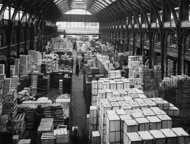 warehouse organisation in the 1940s